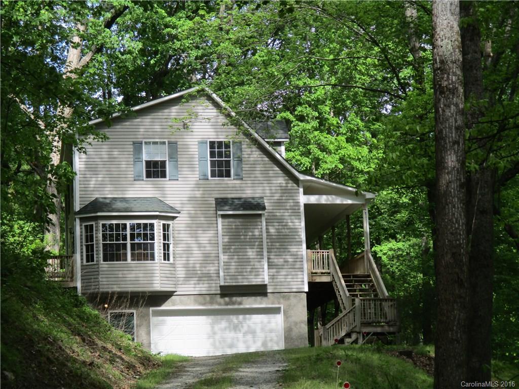 118 Canterbury Way, Hendersonville, NC 28792