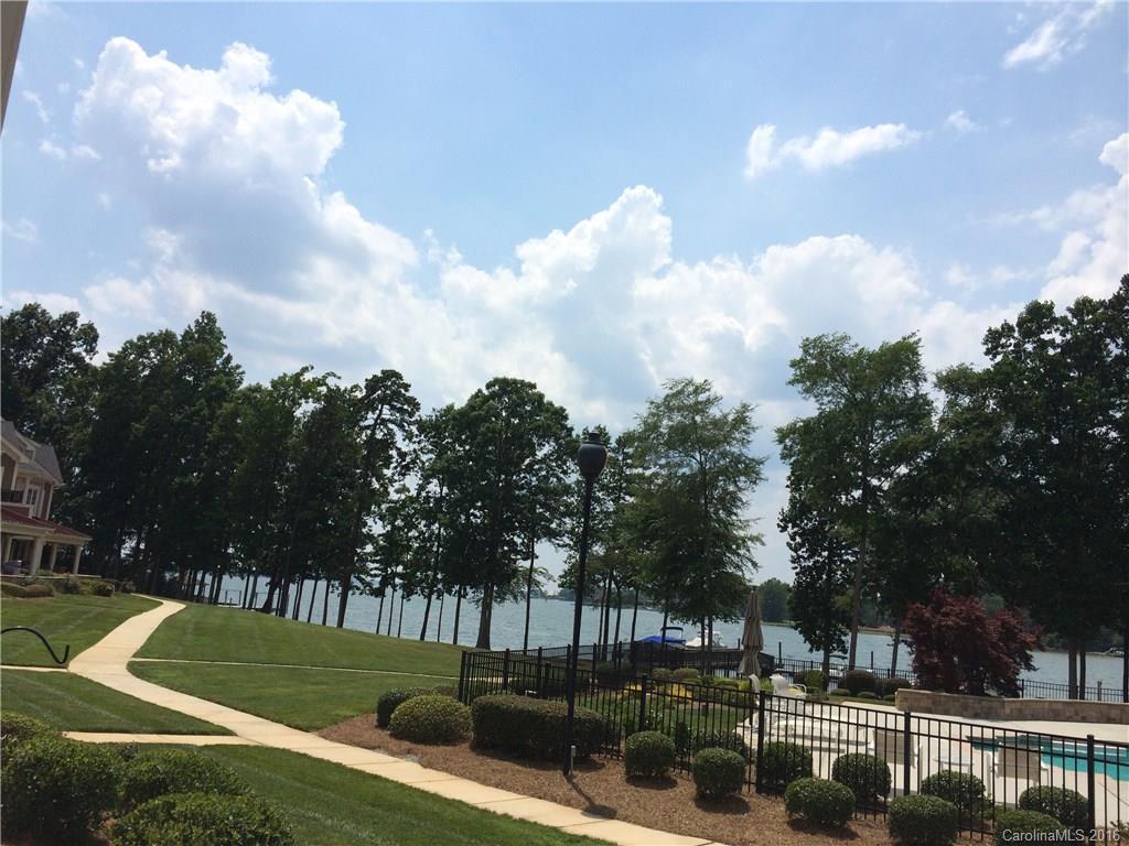 106 South Cove Key Way, Mooresville, NC 28117
