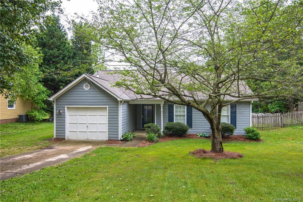 7806 Bridle Ct., Charlotte, NC 28216