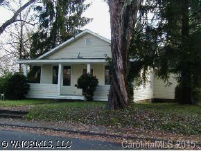 416 3rd Avenue  West, Hendersonville, NC 28730