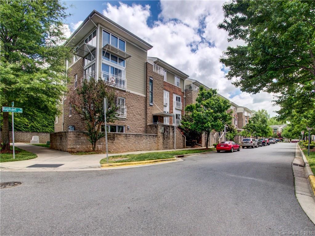 613 Raphael Pl., Charlotte, NC 28205