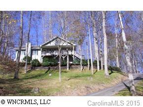 65 Trinity Pl., Waynesville, NC 28786