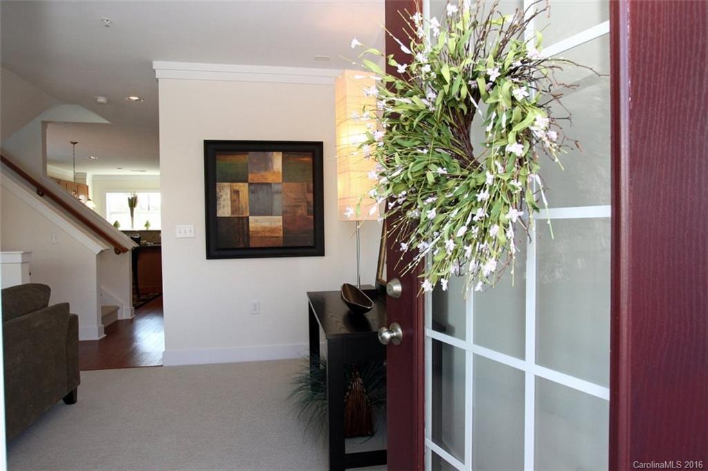 210 Harbour Place Dr. #Unit 2 Bldg 2U/F 922, Davidson, NC 28036