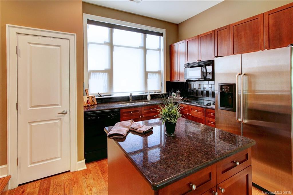 615 10th St. #3, Charlotte, NC 28202