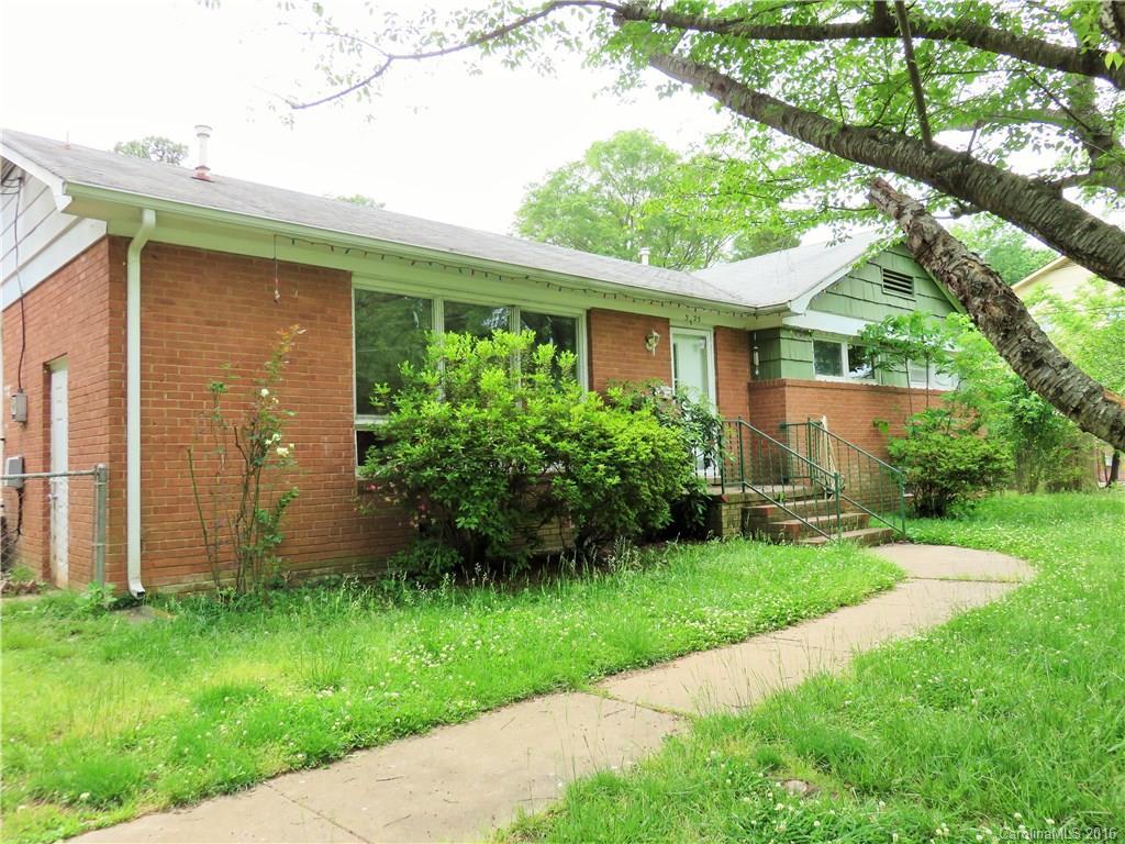 3025 Ivydale Dr., Charlotte, NC 28212