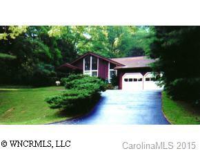3225 Hickory Hill Rd., Hendersonville, NC 28792