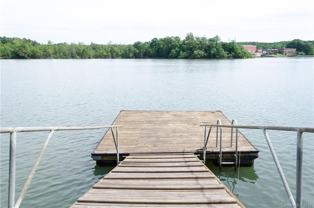 220 Riverside Dr., Mount Holly, NC 28120