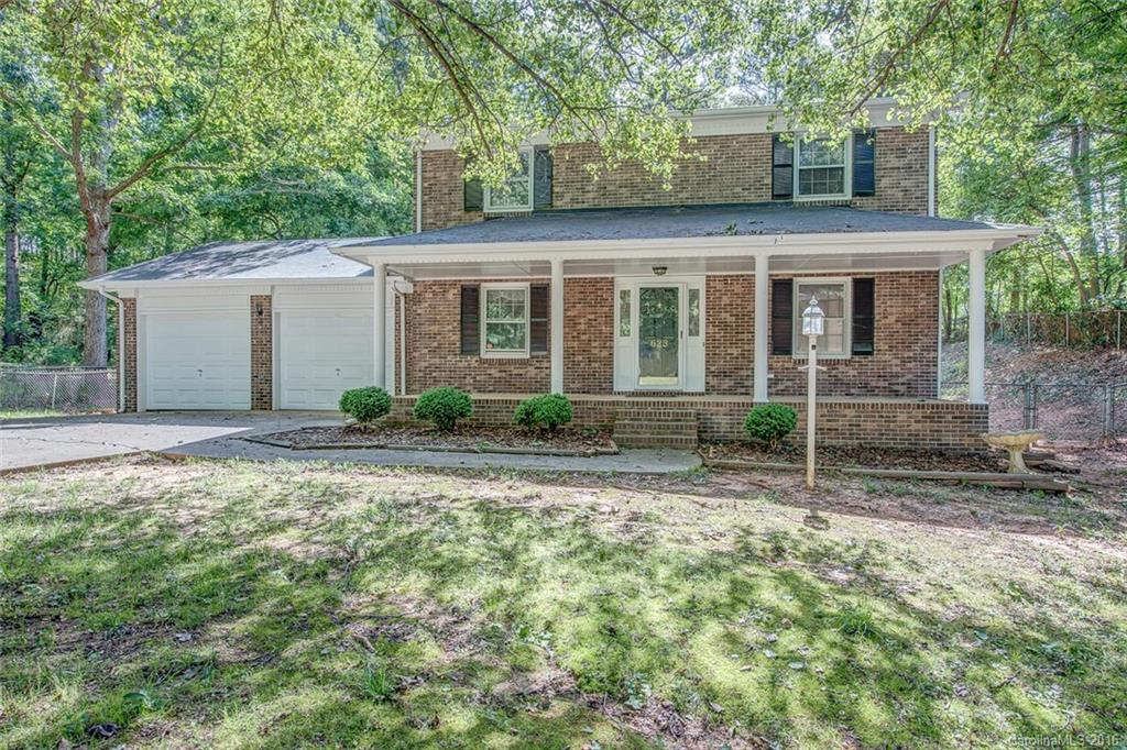623 Redbird Ln., Gastonia, NC 28056