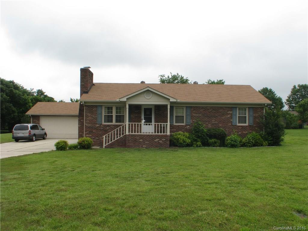 103 Candystick Cir., Harrisburg, NC 28075