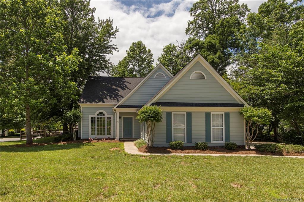 103 Summerbrook Ln., Mooresville, NC 28117