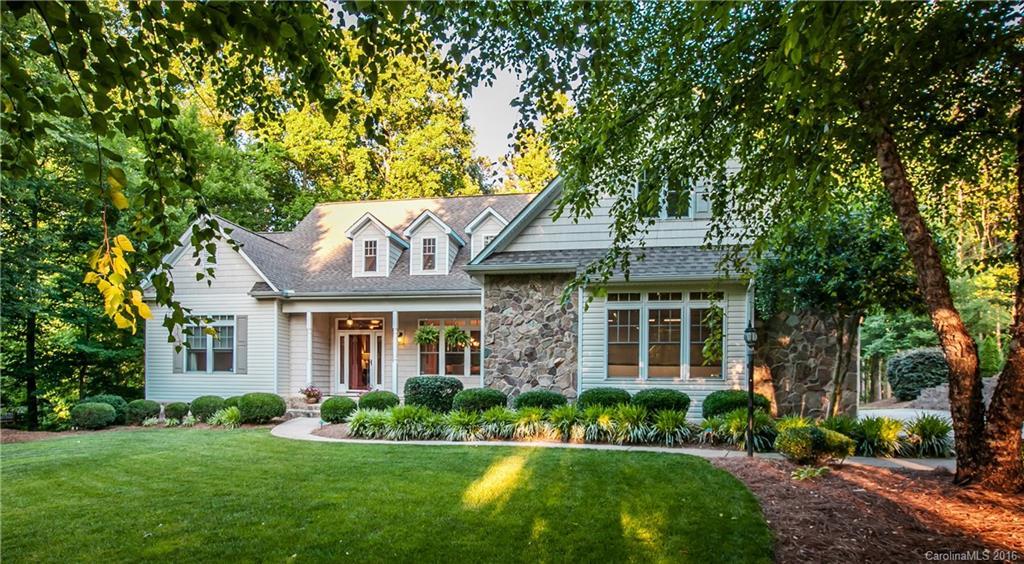 2458 Wellesbourne Ln., Sherrills Ford, NC 28673