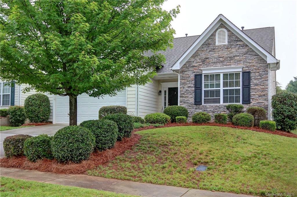 127 Morrocroft Dr., Mooresville, NC 28117