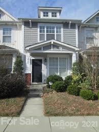 4649 Stoney Branch Dr., Charlotte, NC 28216