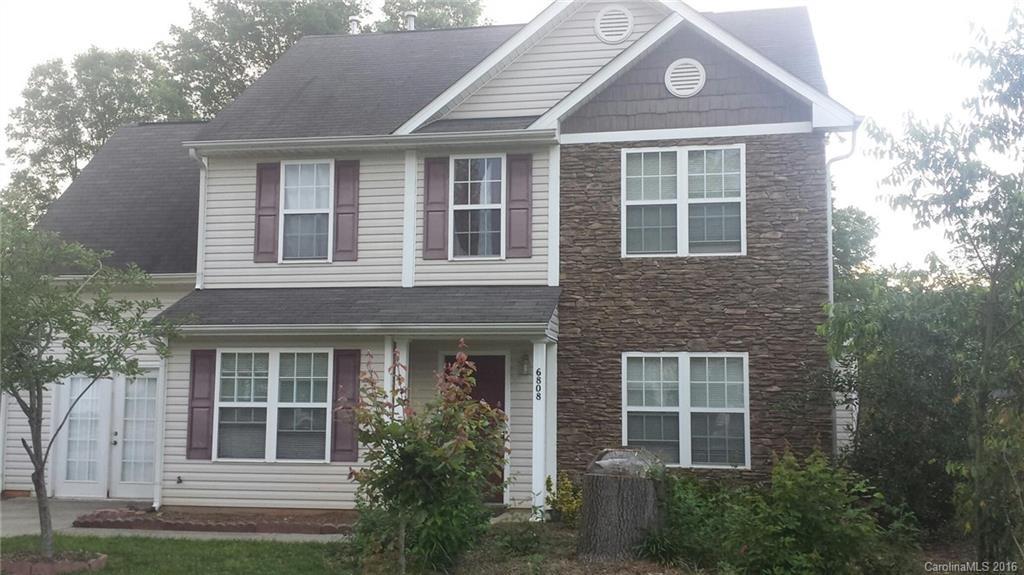 6808 Parkers Crossing Dr., Charlotte, NC 28215