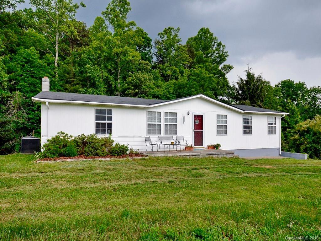 22 Stamey Rd., Candler, NC 28715