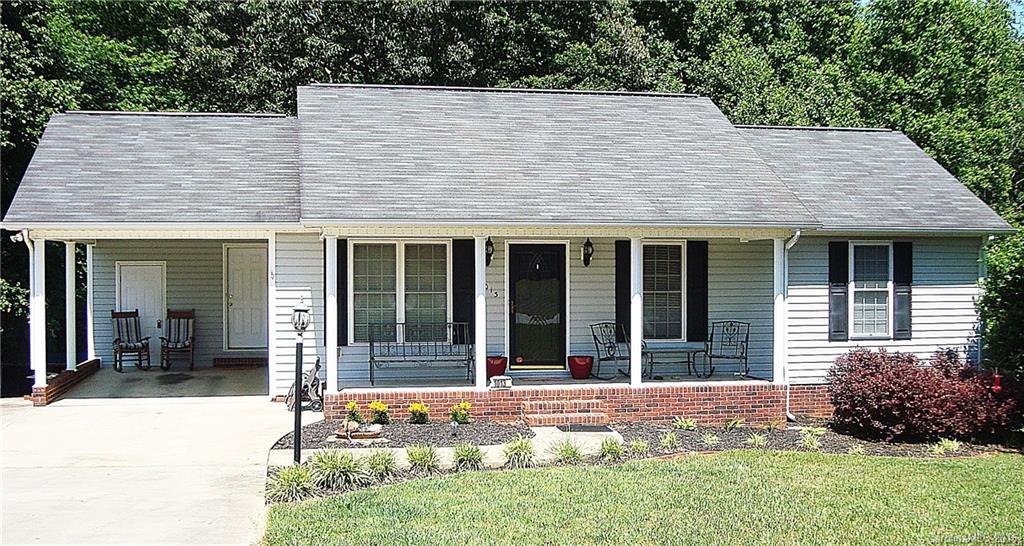 1013 E Academy St., Cherryville, NC 28021