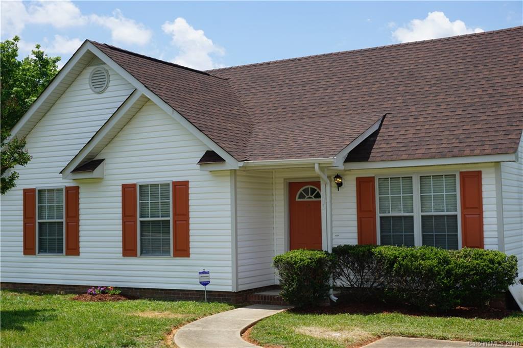 2203 Levisey Ln., Charlotte, NC 28269