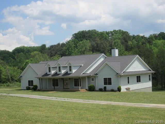 90 Bethharan Dr., Waynesville, NC 28786