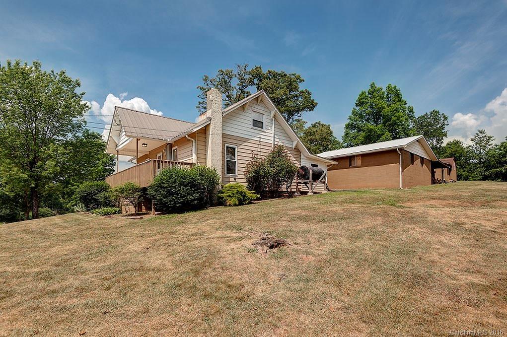 132 Cresent Loop, Canton, NC 28716