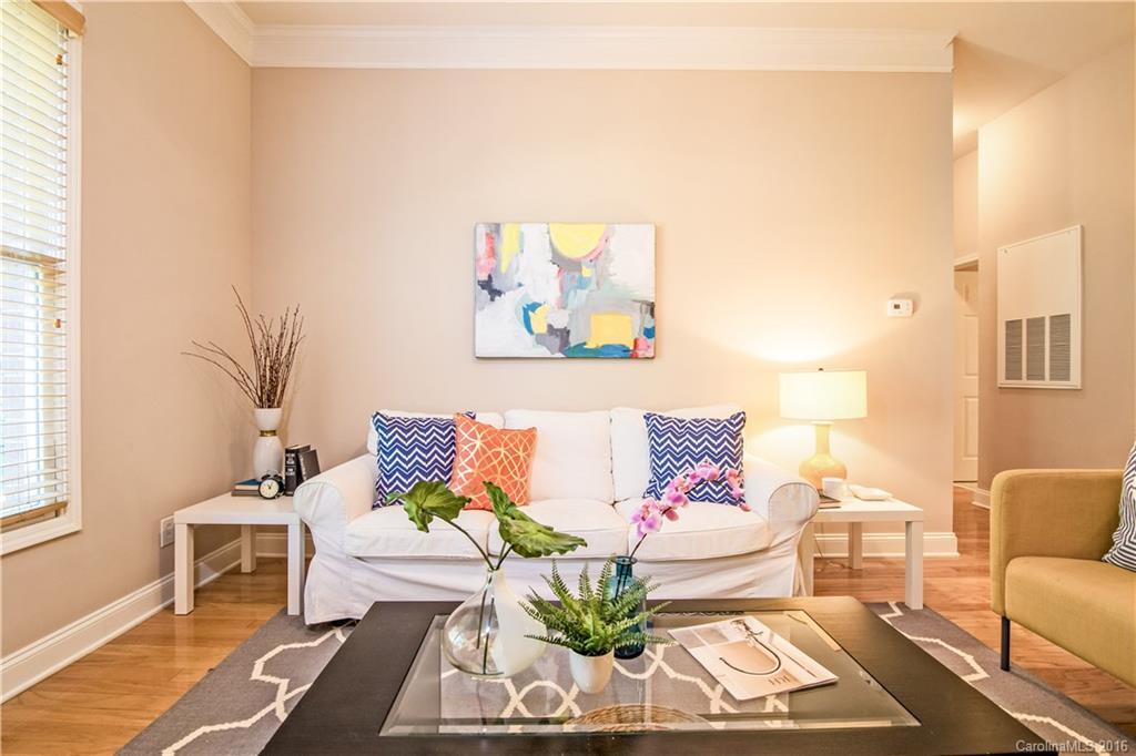 739 Garden District Dr. #-, Charlotte, NC 28202