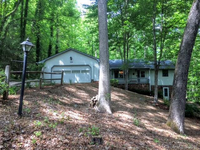 138 E White Pine Dr., Hendersonville, NC 28739