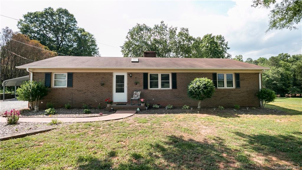 166 Lytton Farm Rd., Troutman, NC 28166