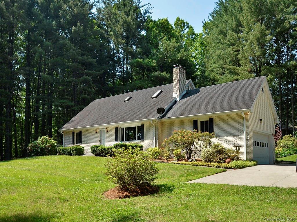 204 Brown Rd., Hendersonville, NC 28791
