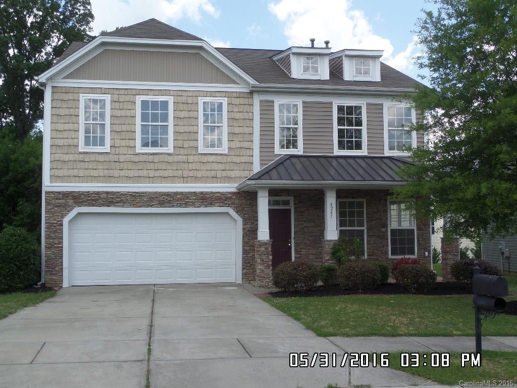 4247 Houldsworth Dr., Charlotte, NC 28213