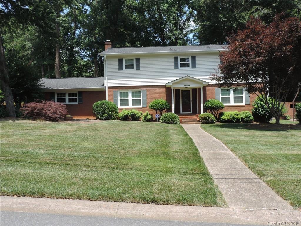 6816 April Ln., Charlotte, NC 28215