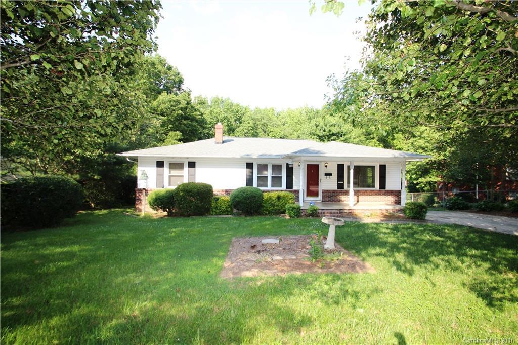 706 Hazel Ave., Kannapolis, NC 28083