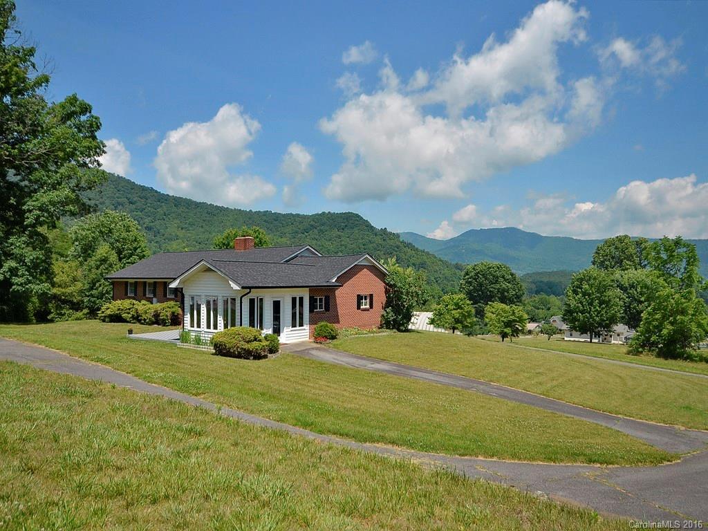 54 Dolly Dr., Waynesville, NC 28786