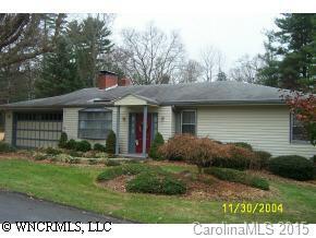 701 Oak Terrace Ln., Hendersonville, NC 28791