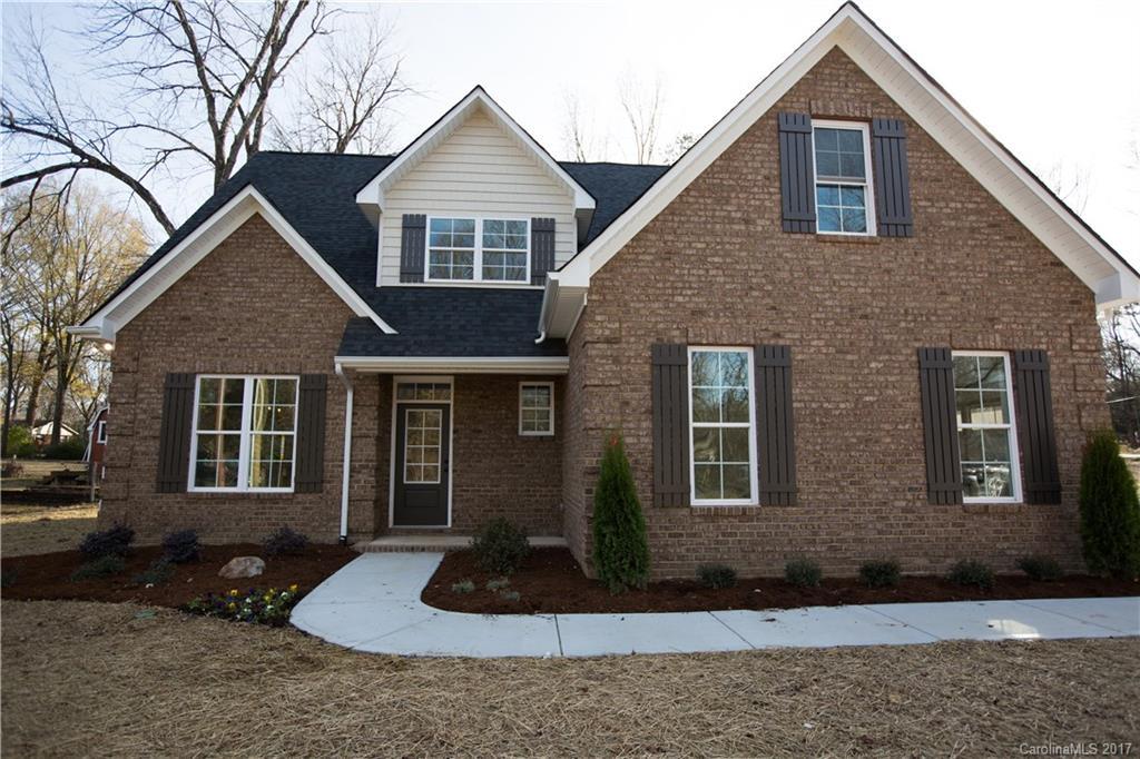 304 Parallel Dr., Harrisburg, NC 28075