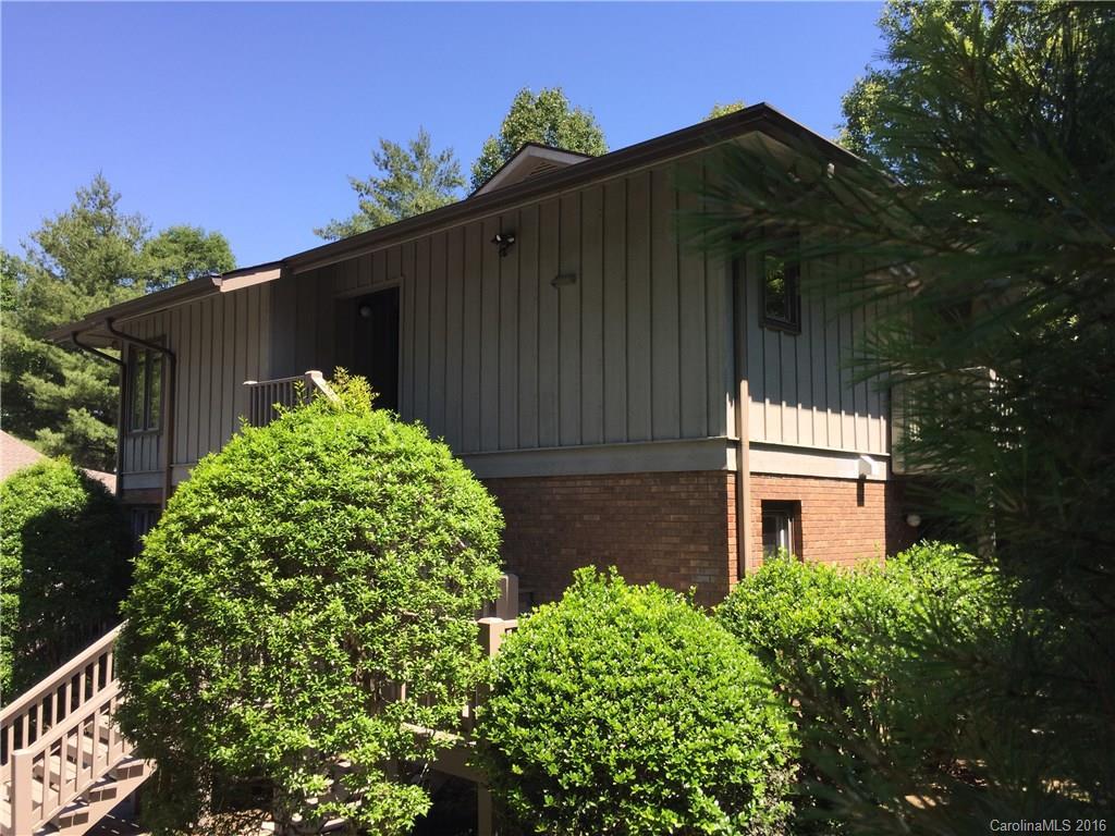 152 Cove Loop Rd., Hendersonville, NC 28739