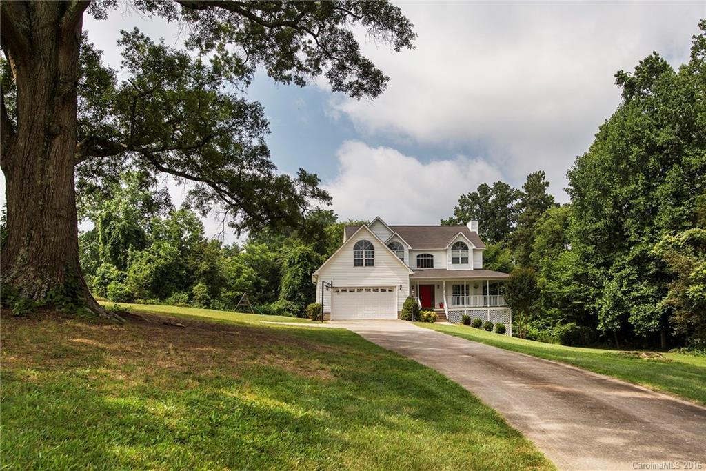 130 Greenbrier Creek Pl., Salisbury, NC 28146
