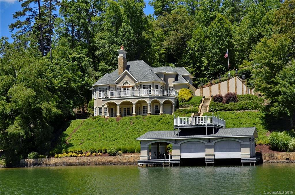138 Shoreline Ct., Lake Lure, NC 28746