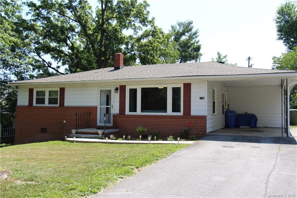 1106 N Justice St., Hendersonville, NC 28791