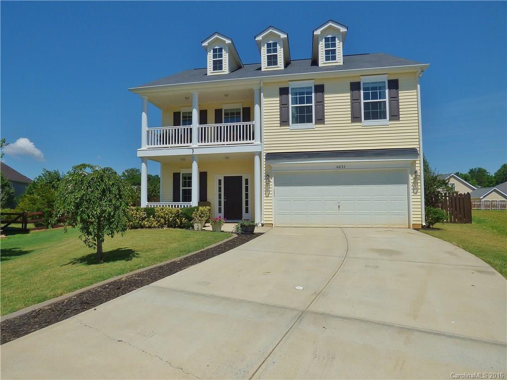 6632 Burkwood Ct., Harrisburg, NC 28075