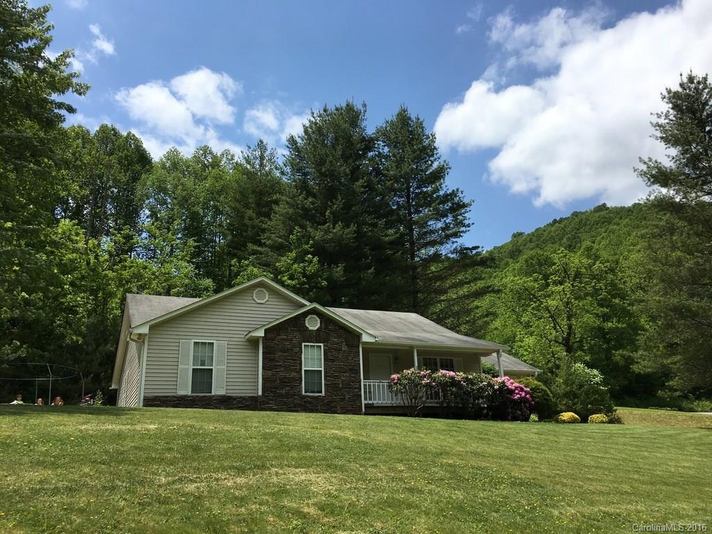 93 Forest Valley Rd., Sylva, NC 28779