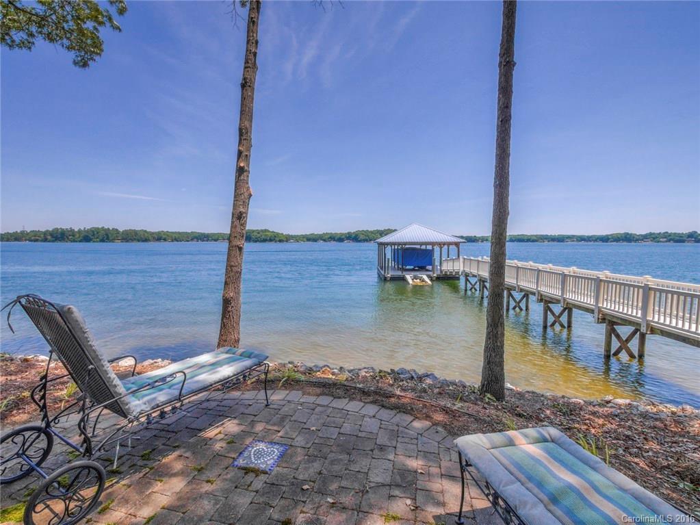 2494 Penngate Dr., Sherrills Ford, NC 28673