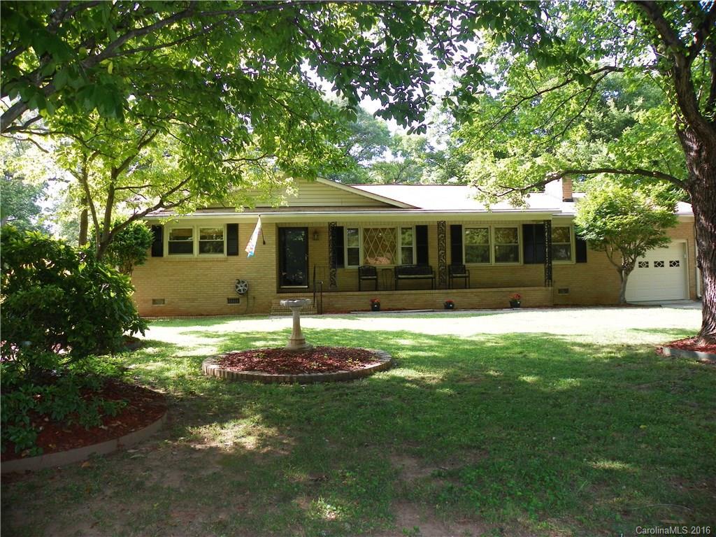 113 Ridge Dr., Harrisburg, NC 28075