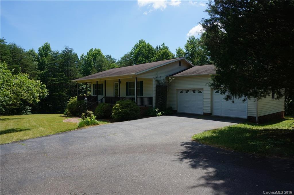 821 Bell Farm Rd., Statesville, NC 28625