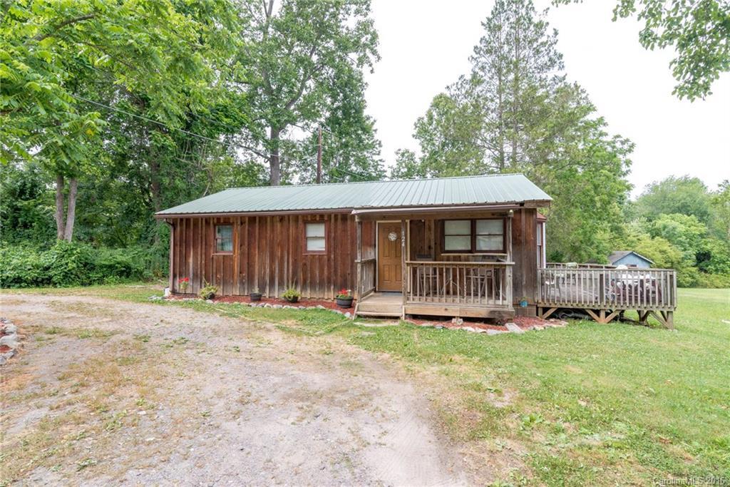 124 North Fork Rd., Black Mountain, NC 28711