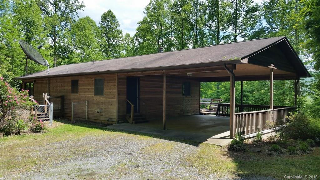 102 Falcon Hill Dr., Sylva, NC 28779