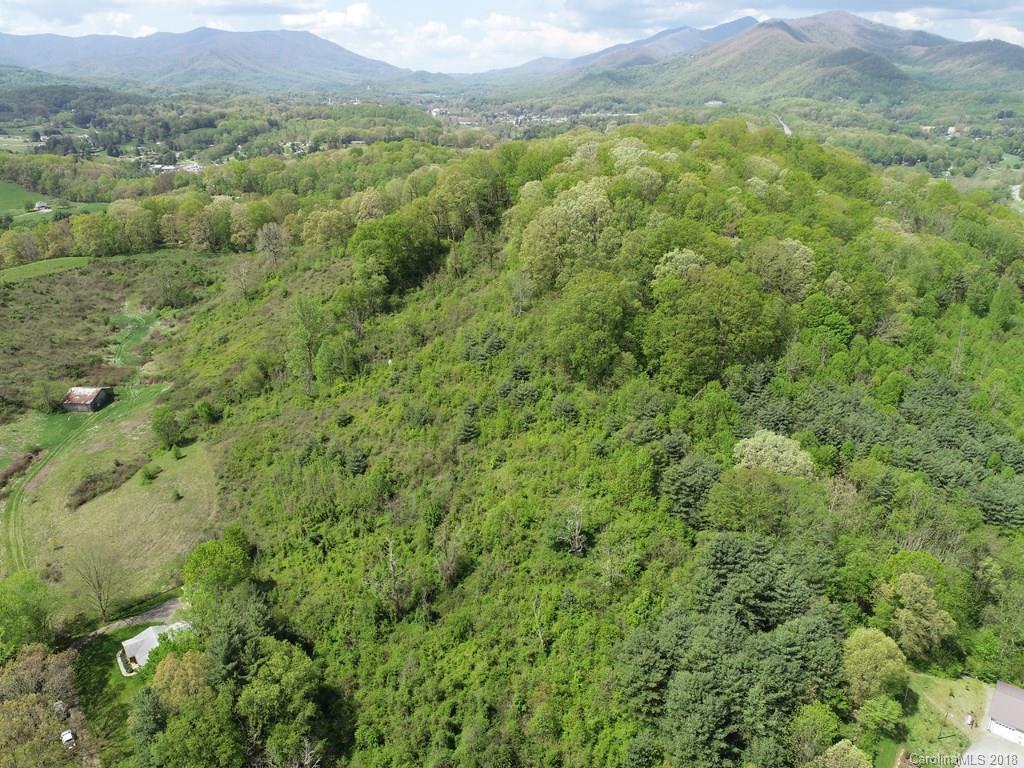 21 Jordan Farm Dr., Waynesville, NC 28786