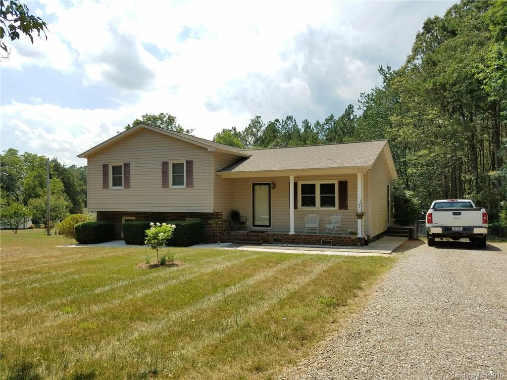 428 Lewis Ferry Rd., Statesville, NC 28677