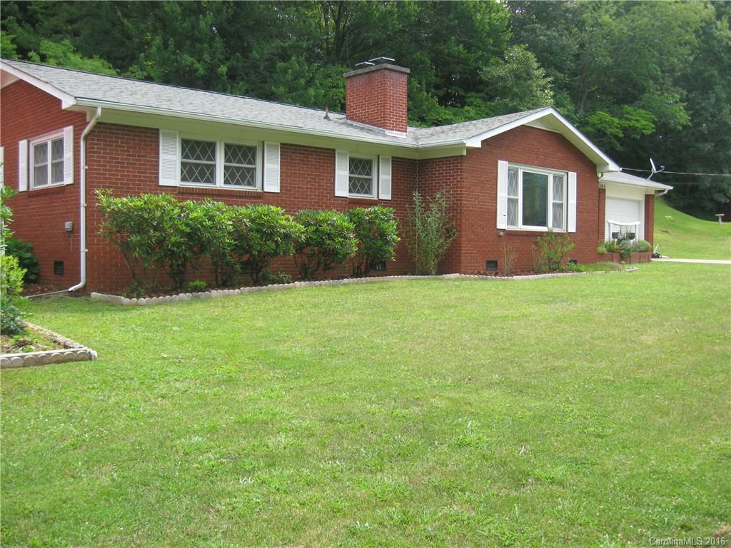 265 Assembly St., Waynesville, NC 28786