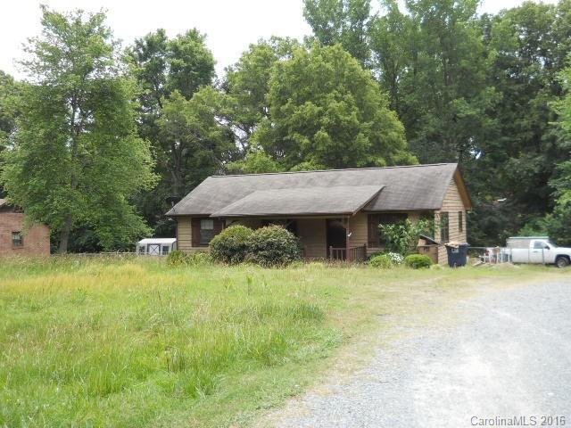 524 Catawba Cir., Matthews, NC 28104