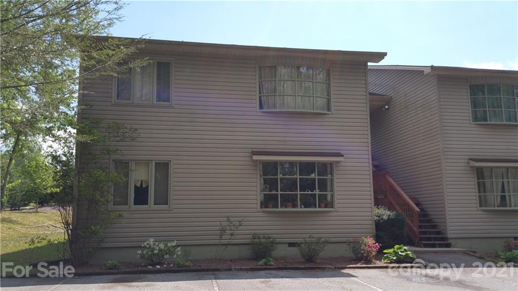 682 Sugarloaf Rd. #4, Hendersonville, NC 28792