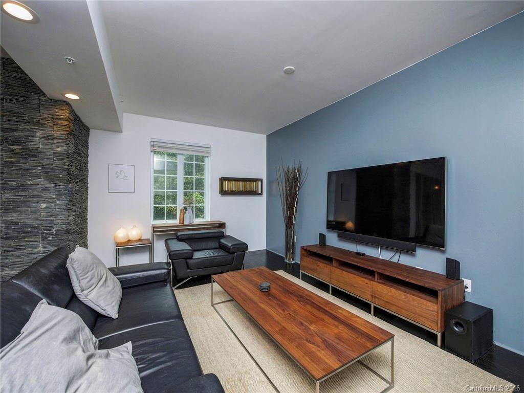 300 5th St. #305, Charlotte, NC 28202